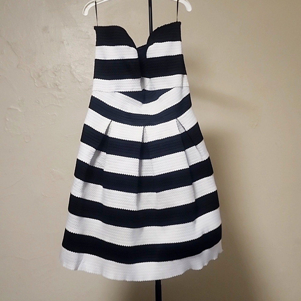 Black & white dress 👗
